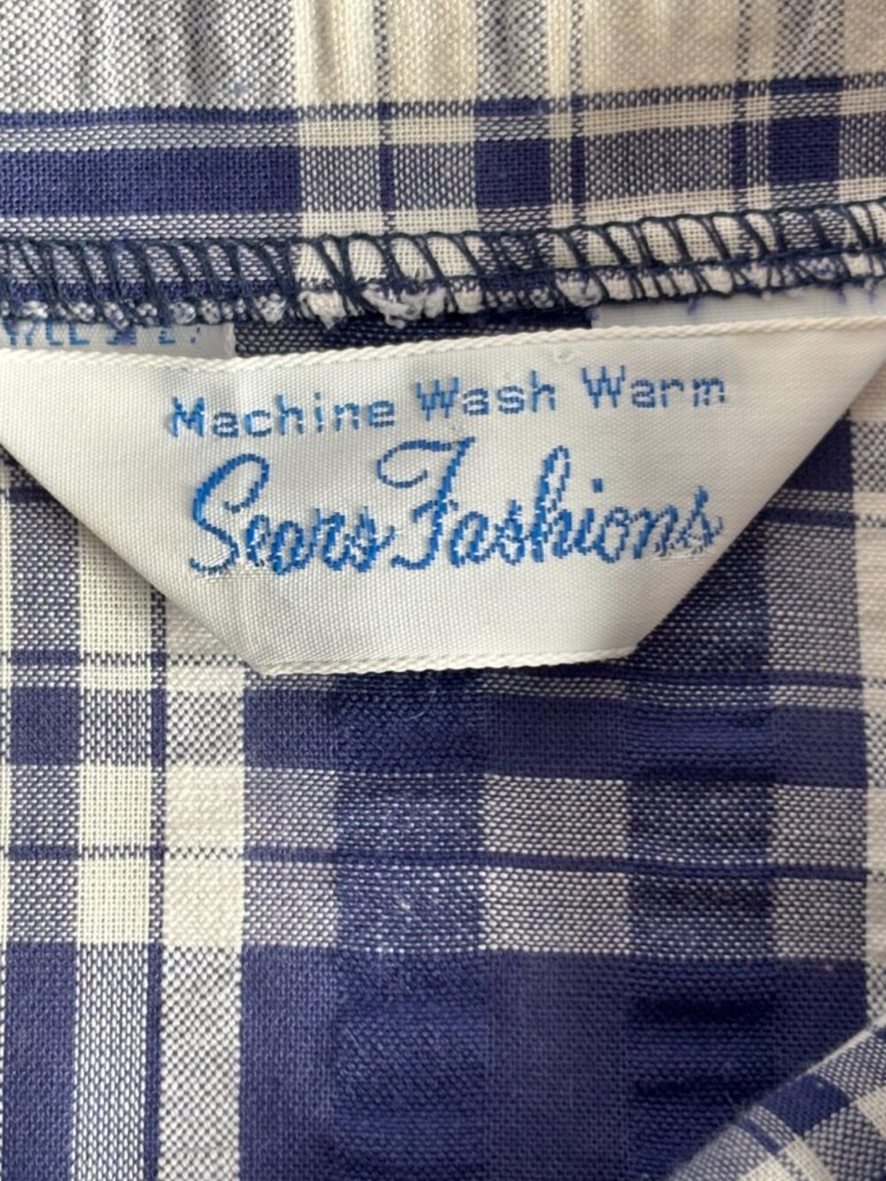 Vintage 1970s Dagger Collar Blue Plaid Crinkly Cotton Hip Length Blouse - Picture 7 of 7
